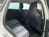 Usado Seat Leon Style 110 CV (80 kW) 2024 Blanco