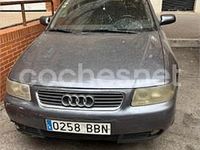 Usado Audi A3 Ambition 130 CV (95 kW) 2000 Gris / plata Berlina