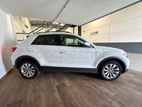 Usado VW T-Roc Advance 116 CV (85 kW) 2022 Blanco SUV