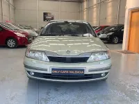 Usado Renault Laguna II Privilege 135 CV (99 kW) 2003 Verde Berlina