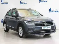 Usado VW Tiguan Life 150 CV (110 kW) 2022 Gris / plata SUV