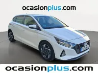Usado Hyundai i20 84 CV (61 kW) 2023 Blanco Utilitario