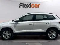 Usado Skoda Karoq Ambition 150 CV (110 kW) 2020 Blanco SUV