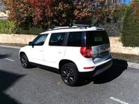 Usado Skoda Yeti Ambition 110 CV (80 kW) 2016 Blanco SUV