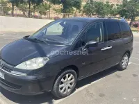 Usado Peugeot 807 130 CV (95 kW) 2006 Negro Monovolumen