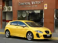 Usado Seat Leon Sport 140 CV (102 kW) 2007 Amarillo Utilitario