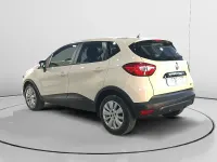 Usado Renault Captur Intens 90 CV (66 kW) 2015 Blanco SUV