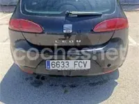 Usado Seat Leon Stylance 140 CV (102 kW) 2006 Negro Utilitario