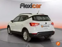 Usado Seat Arona Style 115 CV (84 kW) 2024 Blanco SUV