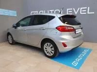 Usado Ford Fiesta Trend 75 CV (55 kW) 2022 Gris Utilitario