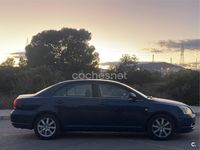 Usado Toyota Avensis Sol 129 CV (94 kW) 2006 Azul Berlina