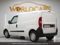 Usado Fiat Doblò 95 CV (69 kW) 2021 Blanco Monovolumen