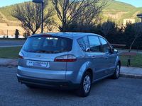 Usado Ford S-MAX Trend 125 CV (91 kW) 2009 Gris / plata Monovolumen