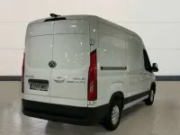 Usado Maxus eDeliver 9 150 kW (204 CV) 2024 Blanco Van