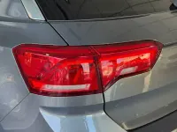 Usado VW T-Roc Advance 110 CV (80 kW) 2021 Gris / plata SUV
