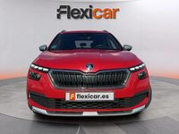 Usado Skoda Kamiq Active 110 CV (80 kW) 2022 Rojo SUV