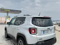 Usado Jeep Renegade Limited 140 CV (102 kW) 2015 Gris / plata SUV