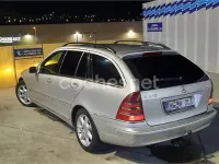 Usado Mercedes C270 Elegance 170 CV (125 kW) 2003 Gris / plata Familiar