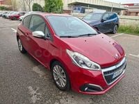 Usado Peugeot 208 Style 82 CV (60 kW) 2016 Rojo Utilitario