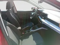 Usado Seat Arona Style 115 CV (84 kW) 2025 Rojo SUV