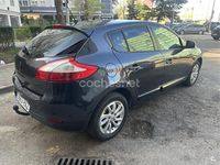 Usado Renault Mégane LIMITED 115 CV (84 kW) 2014 Azul Berlina