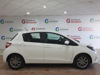 Usado Toyota Yaris Active 69 CV (50 kW) 2018 Blanco