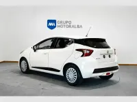 Usado Nissan Micra Tekna 92 CV (67 kW) 2022 Blanco Utilitario