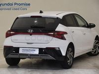 Usado Hyundai i20 100 CV (73 kW) 2025 Blanco Utilitario