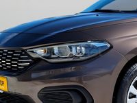 Usado Fiat Tipo Business 95 CV (69 kW) 2017 Marrón Familiar