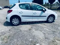 Usado Peugeot 207 Business-Line 70 CV (51 kW) 2010 Blanco Berlina