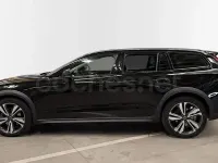 Usado Volvo V60 CC Core 197 CV (144 kW) 2022 Negro Familiar