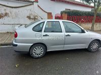 Usado Seat Cordoba Stella 75 CV (55 kW) 2002 Gris / plata Berlina