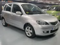 Usado Mazda 2 Active 68 CV (50 kW) 2006 Gris / plata Utilitario