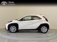 Usado Toyota Aygo X Play 72 CV (52 kW) 2025 Blanco SUV