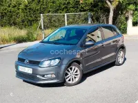 Usado VW Polo Advance 90 CV (66 kW) 2017 Gris / plata Berlina