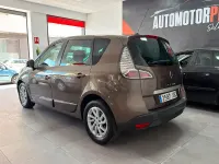 Usado Renault Scénic III LIMITED 130 CV (95 kW) 2015 Beige Monovolumen