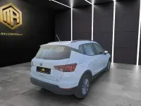 Usado Seat Arona Style Plus 110 CV (80 kW) 2022 Blanco SUV