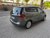 Usado Opel Zafira Excellence 140 CV (102 kW) 2018 Gris / plata Monovolumen