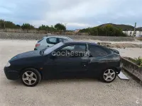 Usado Renault Mégane Coupé Dynamique 95 CV (69 kW) 2002 Verde Coupe