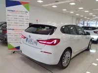 Usado BMW 116 116 CV (85 kW) 2021 Blanco Utilitario