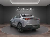 Usado Peugeot 3008 Allure 136 CV (100 kW) 2024 Gris SUV