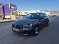 Usado Fiat Tipo Lounge 95 CV (69 kW) 2018 Gris / plata Berlina
