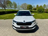 Usado Skoda Karoq Ambition 150 CV (110 kW) 2022 Blanco SUV