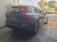 Usado Volvo XC60 Momentum 190 CV (139 kW) 2021 Gris / plata SUV