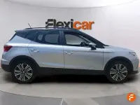 Usado Seat Arona Style 110 CV (80 kW) 2023 Blanco SUV