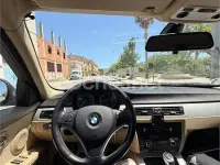Usado BMW 320 177 CV (130 kW) 2011 Negro Familiar