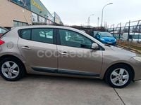 Usado Renault Mégane Dynamique 105 CV (77 kW) 2010 Beige Berlina