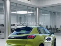 Usado Peugeot 208 Active 100 CV (73 kW) 2024 Amarillo Utilitario