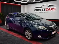 Usado Toyota Avensis Advance 124 CV (91 kW) 2013 Azul Familiar