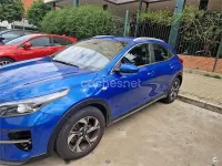 Usado Kia XCeed 120 CV (88 kW) 2021 Azul SUV